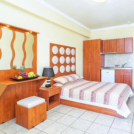 Casa Di Mare Apartment Olympiakí Aktí Cameră foto